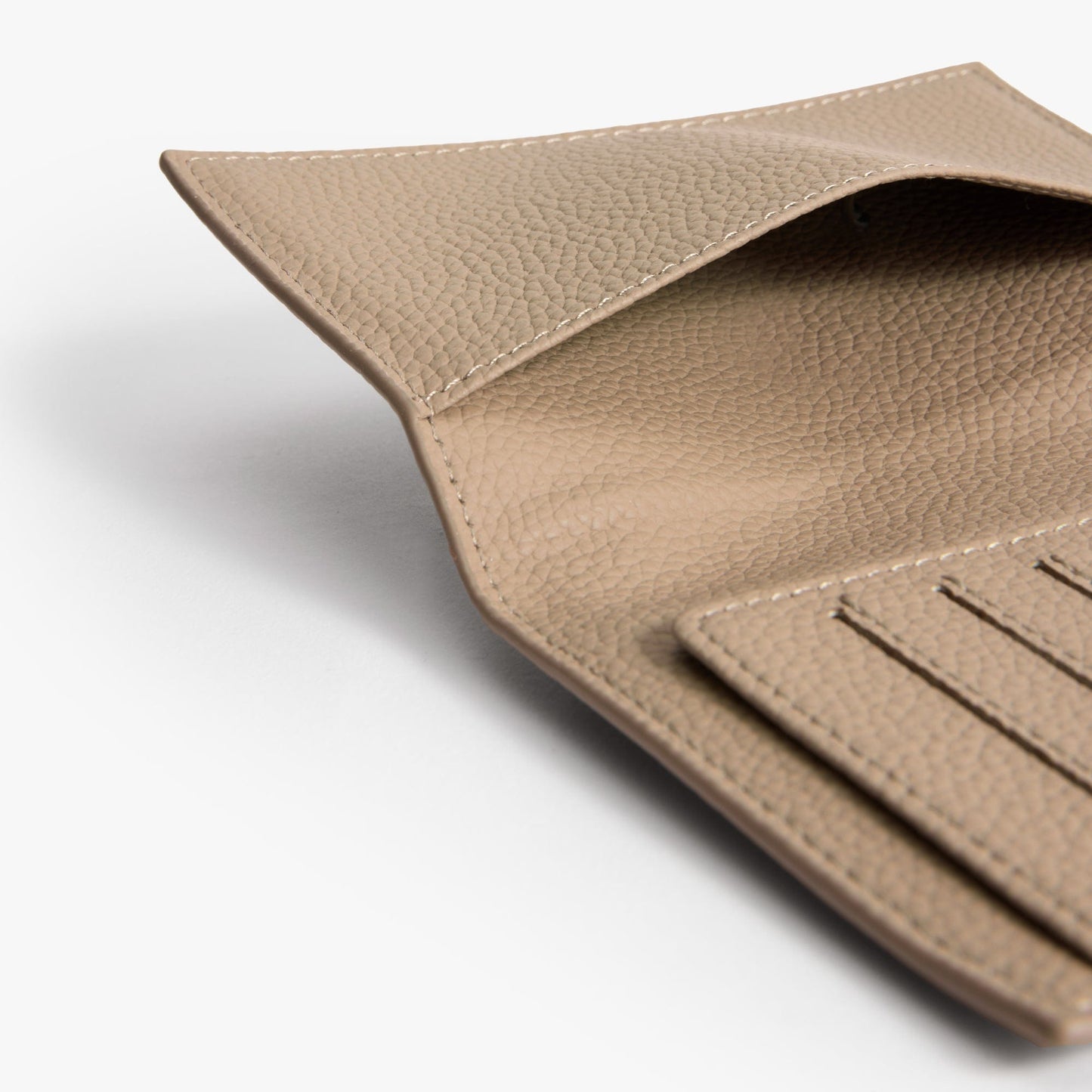 Leather Passport Holder – Travel Wallet with 6 Card Slots