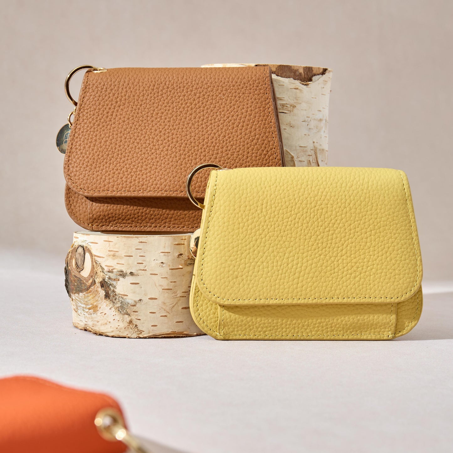 Leather Keychain Wallet for Women – Slim Card Holder with Coin Zip