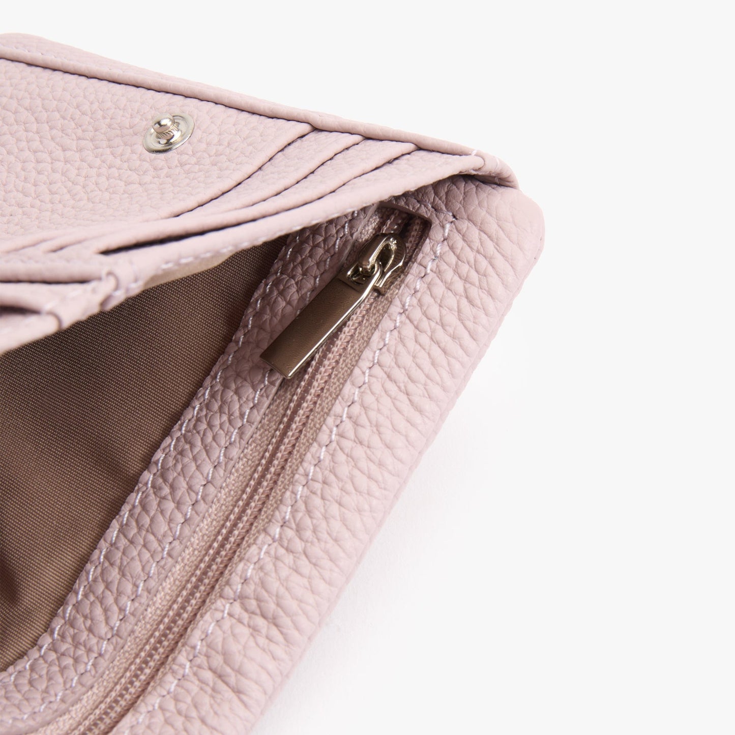 Soft Leather Bifold Wallet – 6 Card Slots with Zip Coin Pocket