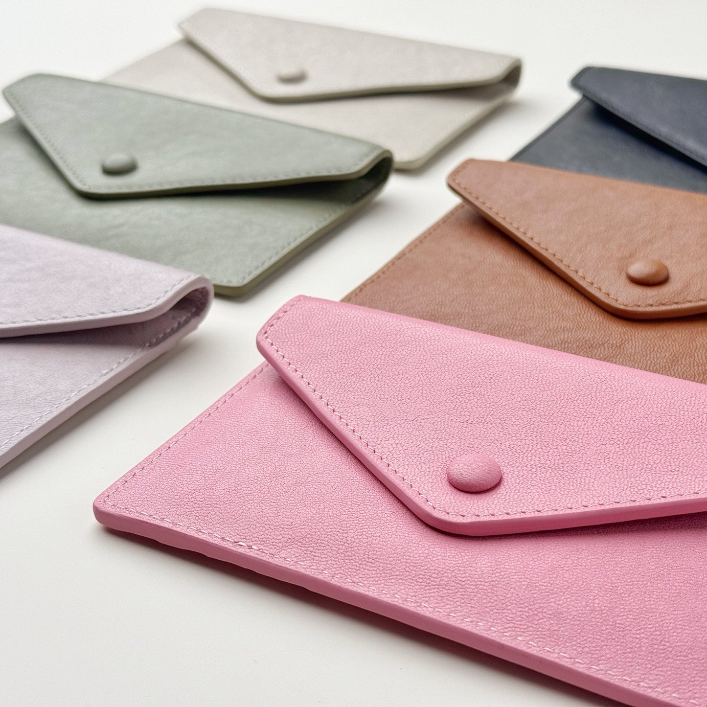 French Cowhide Leather Envelope Wallet – Slim 6-Card Wallet
