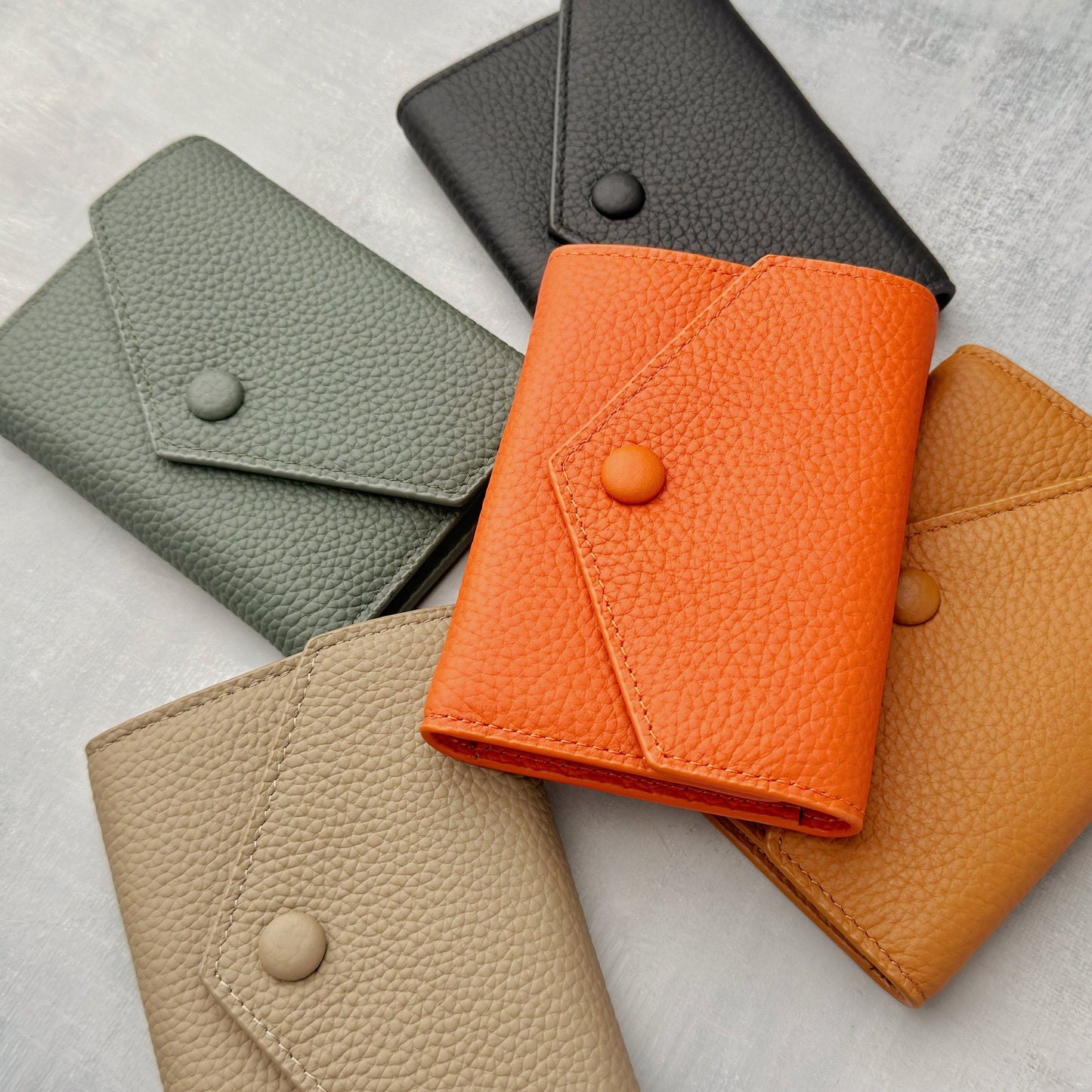 Leather Trifold Wallet for Women – Compact Card & Coin Wallet
